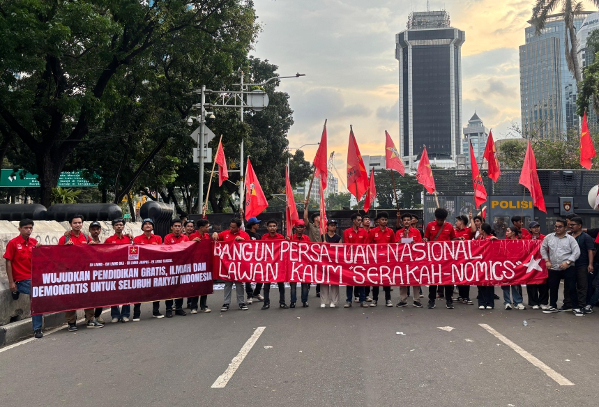 LMND Aksi Hardiknas, Soroti Komersialisasi Pendidikan dan RUU SISDIKNAS