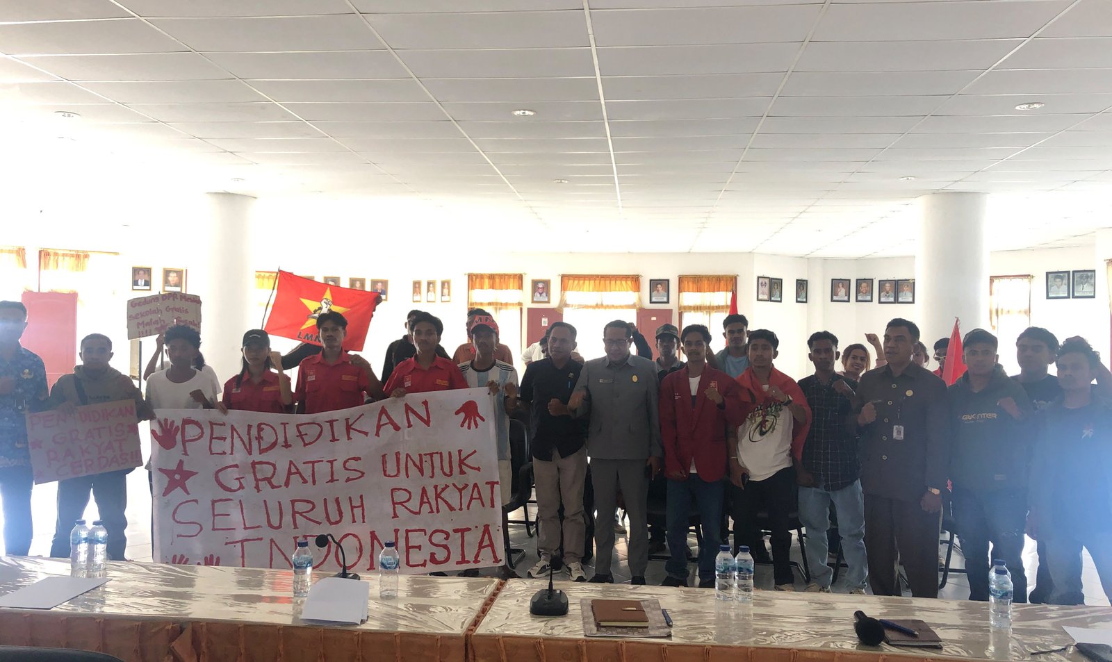 Peringati Hari Sumpah Pemuda ke-98, EK LMND TTU Gelar Aksi, Desak Pendidikan Gratis dari TK hingga Perguruan Tinggi